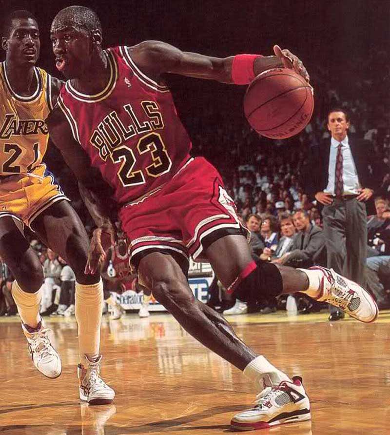 Michael Jordan with freakish ankle rocker