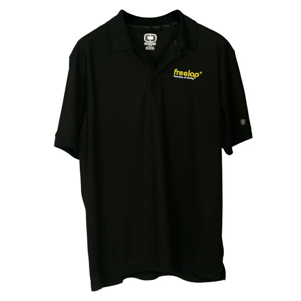 A black polo shirt with short sleeves and a collar features a small freelap logo in yellow on the left chest, accompanied by discreet text beneath. The designs simplicity mirrors the concise nature of a privacy policy, all set against a plain white background.